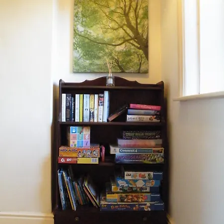 Family Near Centre - New King Bed! * Карлайл