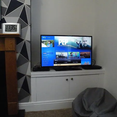 بيت للعطل Family Near Centre - New King Bed!