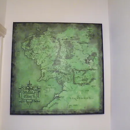 Family Near Centre - New King Bed! 펜션 칼라일