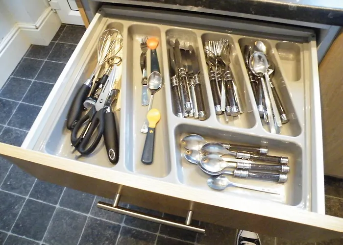 Family Near Centre - New King Bed! Holiday home *